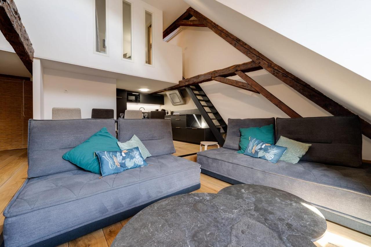 Le Septqatre - Grand Triplex Au Coeur De La Vieille Ville Annecy Luaran gambar