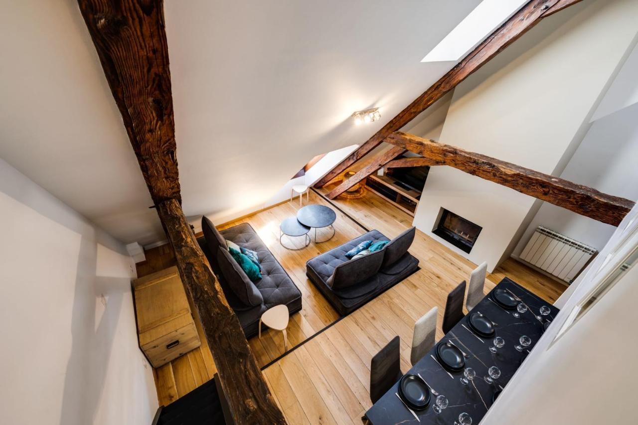 Le Septqatre - Grand Triplex Au Coeur De La Vieille Ville Annecy Luaran gambar