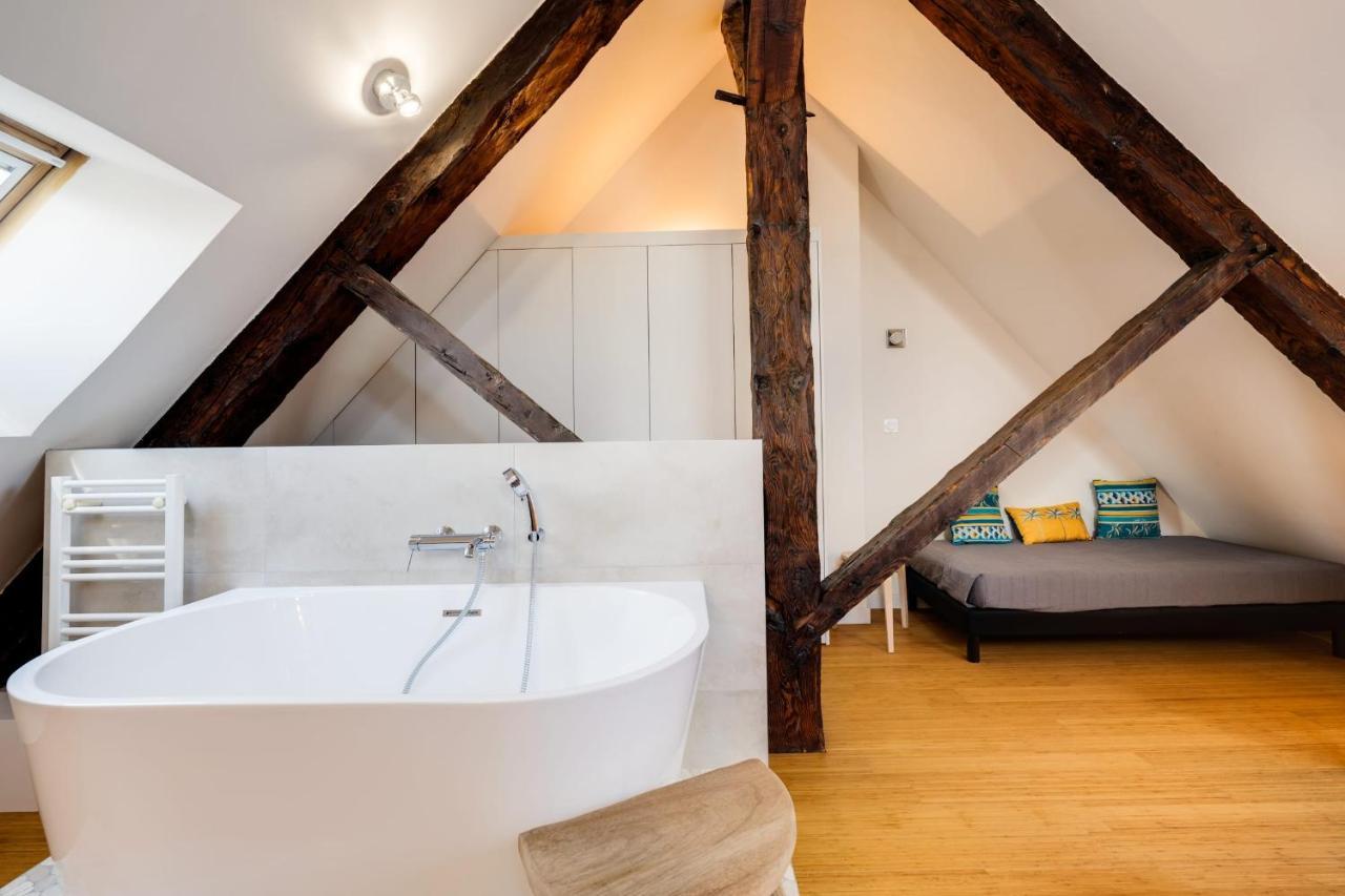 Le Septqatre - Grand Triplex Au Coeur De La Vieille Ville Annecy Luaran gambar