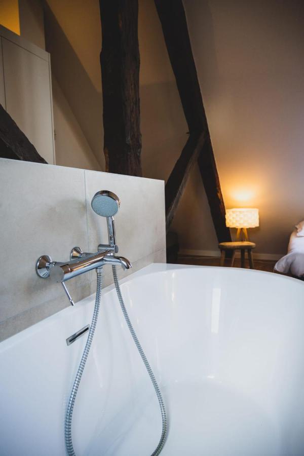 Le Septqatre - Grand Triplex Au Coeur De La Vieille Ville Annecy Luaran gambar