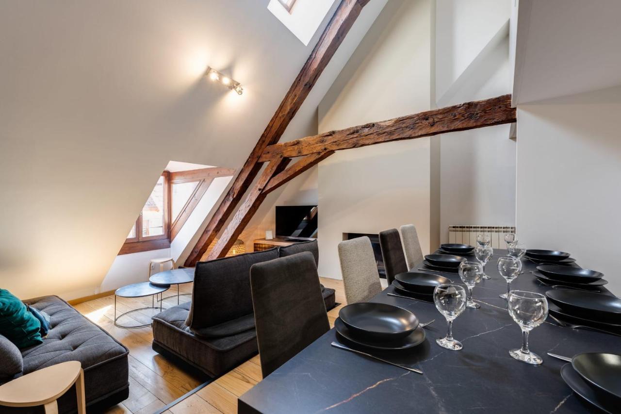 Le Septqatre - Grand Triplex Au Coeur De La Vieille Ville Annecy Luaran gambar