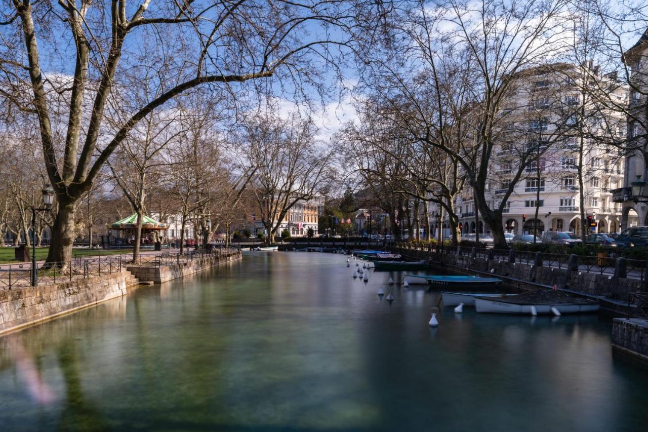 Le Septqatre - Grand Triplex Au Coeur De La Vieille Ville Annecy Luaran gambar